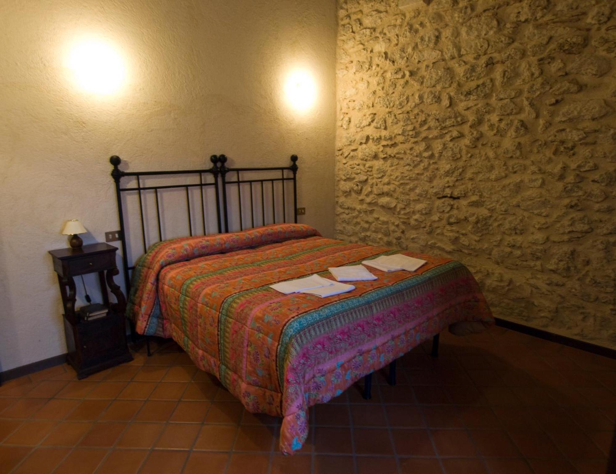 La Casa Su Le Dimore Del Borgo Santo Stefano Di Sessanio Exterior foto
